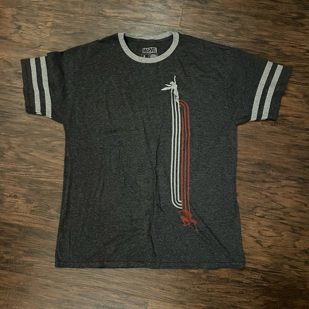 Dark grey marvel tshirt